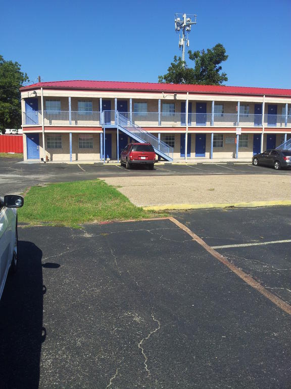 Deluxe Inn Austin Exterior foto
